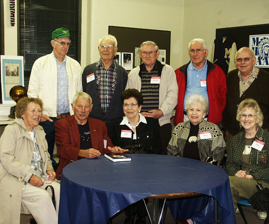 Members of the Class of 1947 at the Alumni Center.