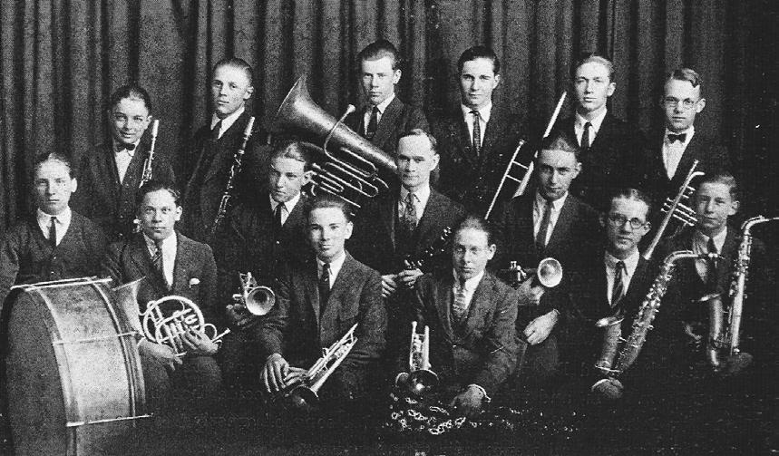 Photo 2: High School Band, 1923 Blue M